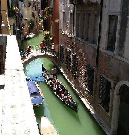 Balcone Sul Canale Wenecja Zewnętrze zdjęcie