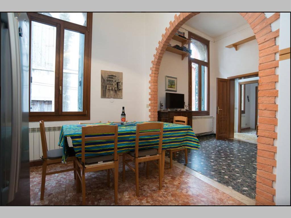 Balcone Sul Canale Wenecja Zewnętrze zdjęcie